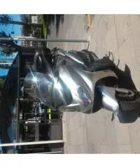 Yamaha Majesty 400 - REVISIONATO E TAGLIANDATO Yamaha Majesty 400 - REVISIONATO E TAGLIANDATO