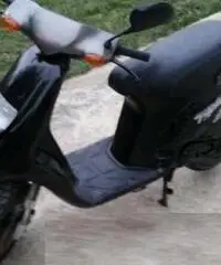 Vendo gilera typhoon 50 anno 2006 condizioni eccellenti moto