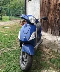 Piaggio Fly 50