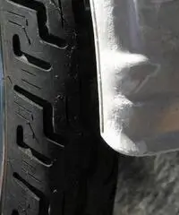 Ciclomotore d'epoca anni '70. Modello Beta CR4 - Gomme nuove