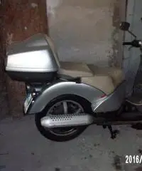 scarabeo 200/2002