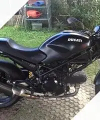 Ducati Monster 695 - 2010 Ducati Monster 695 - 2010