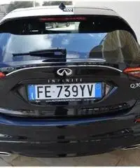 INFINITI Q30 2.2 diesel DCT Premium Tech solo 8.000km