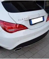 MERCEDES-BENZ CLA 200 d S.W. Automatic Night Edition Sport NAVI TELECAM