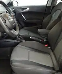 AUDI A1 SPB 1.6 TDI S tronic Ambition