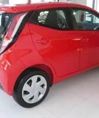 Aygo 1.0Vvt-i 69CV5Porte X-play