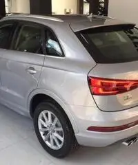 Q3 2.0TDI150CVQuattro STronic Business