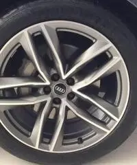 Q7 3.0TDIQuattro Tiptronic Business Plus