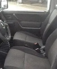 Suzuki Jimny 1.5 DDiS cat 4WD Suzuki Jimny 1.5 DDiS cat 4WD