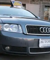AUDI A4 1.9 TDI/130 CV cat