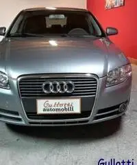 AUDI A4 2.0 16V TDI AMBITION