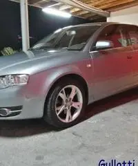 AUDI A4 2.0 16V TDI AMBITION
