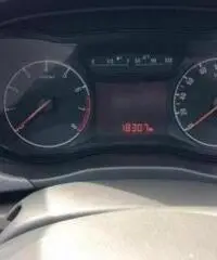 Opel Corsa 1.2 5P. N-joy