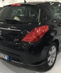 PEUGEOT 308 1.6 e-HDi 112cv S&S 5p Allure PEUGEOT 308 1.6 e-HDi 112cv S&S 5p Allure