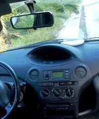 TOYOTA Yaris 2ª serie 1000 benzina - 2005 