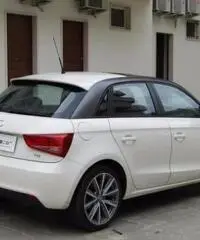 AUDI A1 SPB 1.6 TDI 105 CV Ambition
