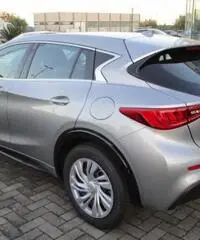 INFINITI Q30 1.5 diesel Business