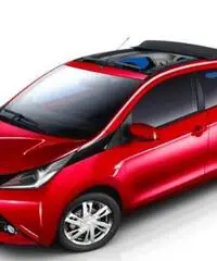 TOYOTA Aygo 1.0 VVT-i 69 CV 5 porte x-play