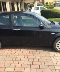 ALFA ROMEO 147 2.0 16V TS Selespeed 3p. Distinctive