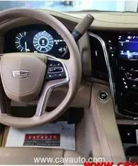 CADILLAC Escalade PLATINUM - 8 Posti - Disp. BI-FUEL GPL - Poss. 250