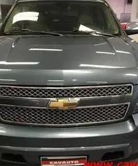 CHEVROLET Suburban 5.3L V8 LTZ - 8 posti - Disp. GPL - COME NUOVO!!!