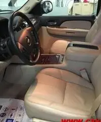 CHEVROLET Suburban 5.3L V8 LTZ - 8 posti - Disp. GPL - COME NUOVO!!!