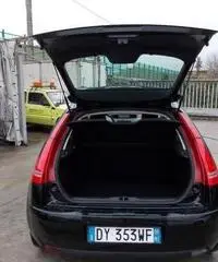Citroen C4 1.6 HDi 110CV FAP airdream VTR