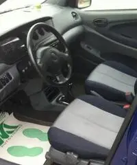 DAIHATSU YRV 1.3i 16V  CX 5 porte