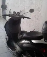Piaggio Beverly 200