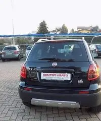 FIAT Sedici 1.6 16V 4x4 Emotion