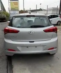 Hyundai i20 1.2 84 CV 5 porte Comfort Hyundai i20 1.2 84 CV 5 porte Comfort