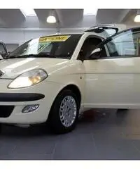 LANCIA Ypsilon 1.2  2004