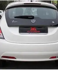 LANCIA Ypsilon 1.2 69 CV 5 porte Silver