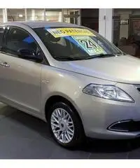 LANCIA Ypsilon 1.2 69 CV 5 porte Gold