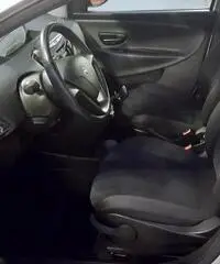 LANCIA Ypsilon 1.2 69 CV 5 porte Gold