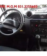 LAND ROVER Defender 110 2.4 TD4 Station Wagon SE