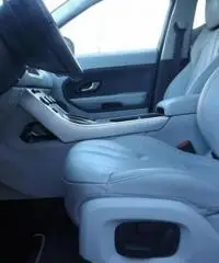 LAND ROVER Range Rover Evoque 2.0 Si4 5p. Prestige