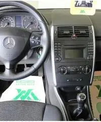 MERCEDES-BENZ A 160 Avantgarde