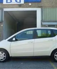 Mercedes-Benz A 160 A 160 CDI CAMBIO AUTOMATICO Mercedes-Benz A 160 A 160 CDI CAMBIO AUTOMATICO