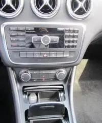 Mercedes-Benz A 180 A 180d Sport Automatic