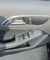 Mercedes-Benz A 180 A 180d Sport Automatic