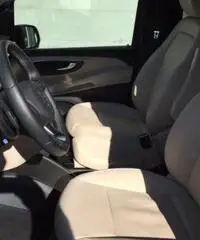 MERCEDES-BENZ V 250 CDI BlueTEC Autom Premium Long IVA ESPOSTA