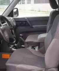MITSUBISHI Pajero 3.2 16V DI-D 3p. GLX