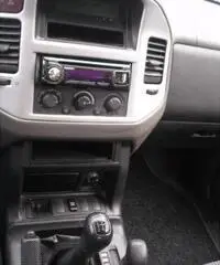 MITSUBISHI Pajero 3.2 16V DI-D 3p. GLX