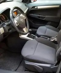 OPEL Astra 1.6 16V 2008