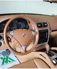 PORSCHE Cayenne 3.2 V6 A/T