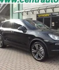 PORSCHE Cayenne 4.0 S Diesel PORSCHE Cayenne 4.0 S Diesel