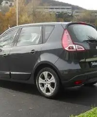 RENAULT Scenic xmod 16 16v Dynamique