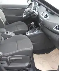 RENAULT Scenic xmod 16 16v Dynamique