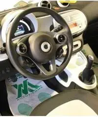 SMART ForTwo 1000 52 kW MHD  passion